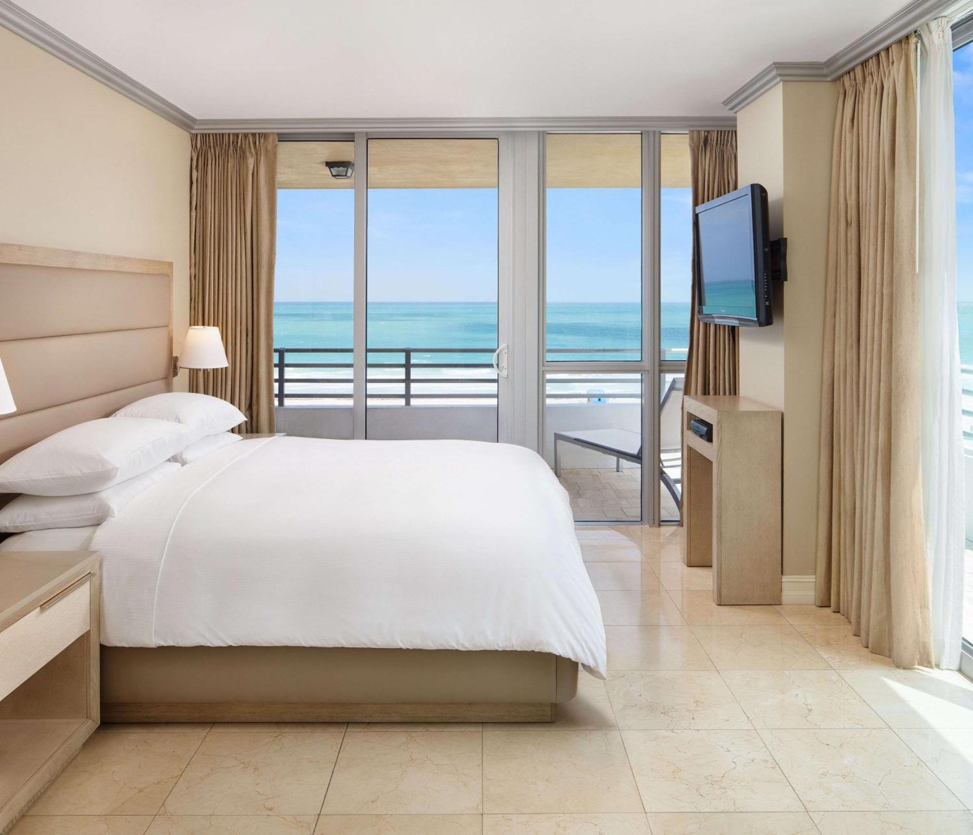 Hilton Bentley Miami/South Beach Маями Бийч Екстериор снимка